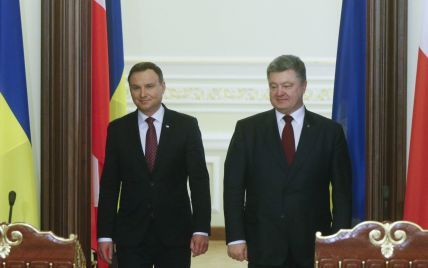 Порошенко и Дуда скоординировали действия перед саммитом НАТО и договорились о встрече
