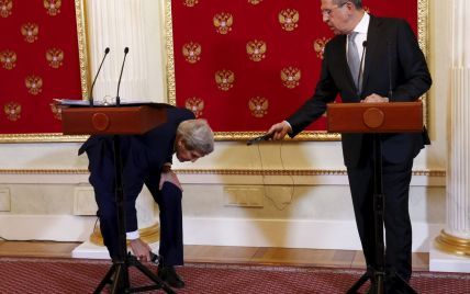 Керрі запевнив Кремль, що санкції з Росії знімуть лише після виконання мінських домовленостей