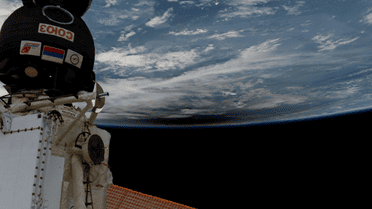 Космонавти показали затемнення Сонця із борту МКС_1 / © twitter.com/astro_paolo
