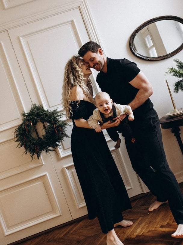 Павел Текучев с семьей