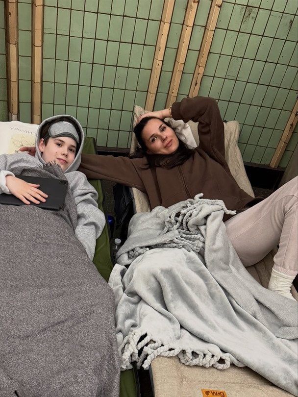 Маша Єфросиніна з сином у метро / © instagram.com/mashaefrosinina