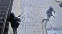 Двое мужчин устроили стрельбу возле станции метро в Брюсселе