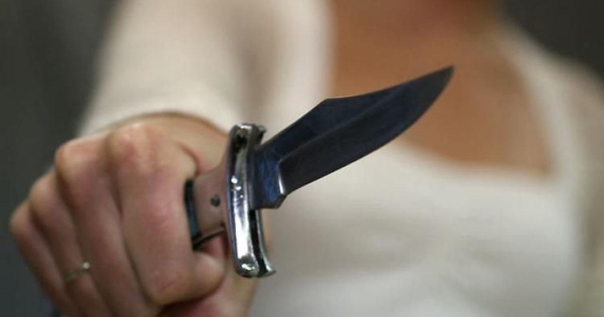 У Києві на два місяці заарештували жінку, яка вдарила ножем семирічного сина