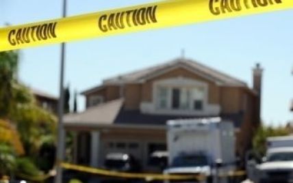 В Колумбии за несколько минут после вылета самолет упал на пекарню: 5 погибших