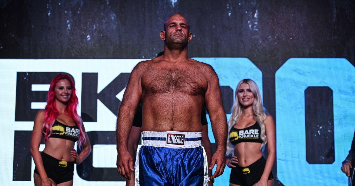 twitter.com/MMAFighting