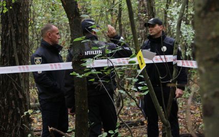 Завязали глаза, мучили и казнили: тела двух замученных мужчин нашли в Киевской области (фото)