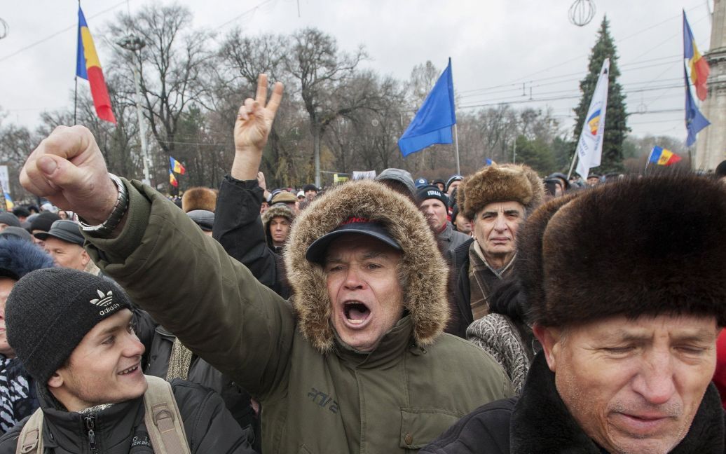 В Молдове граждане вышли на улицы городов / © Reuters