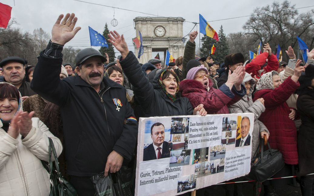 В Молдове граждане вышли на улицы городов / © Reuters