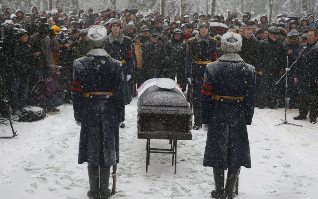 Пилота похоронили в Липецке / © Reuters