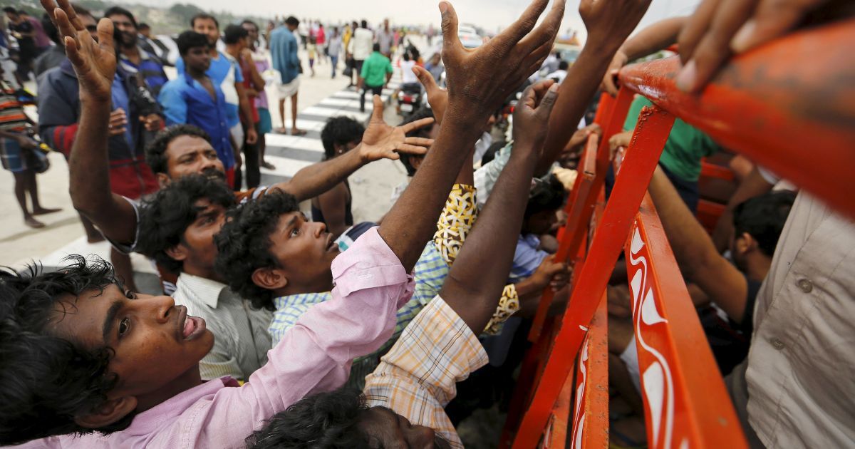 Иллюстрация. Автобус, перевозивший оперную труппу, упал в ущелье глубиной около 90 метров