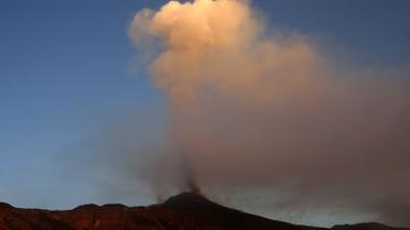 Извержение произошло 7 декабря / © Reuters