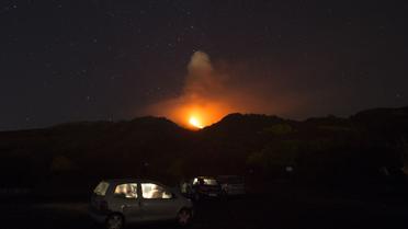 Извержение произошло 7 декабря / © Reuters