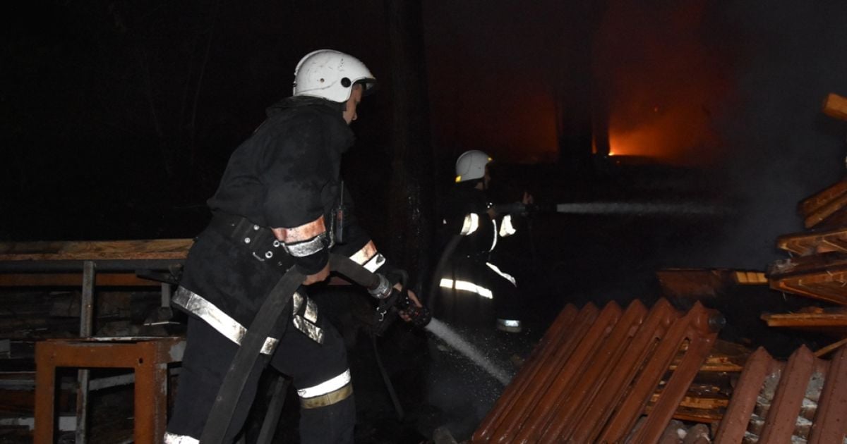 В одесской Аркадии произошел масштабный пожар: появились фото