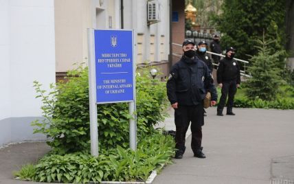 За карантинные выходные в Украине полиция составила сотни админпротоколов за нарушение запретов