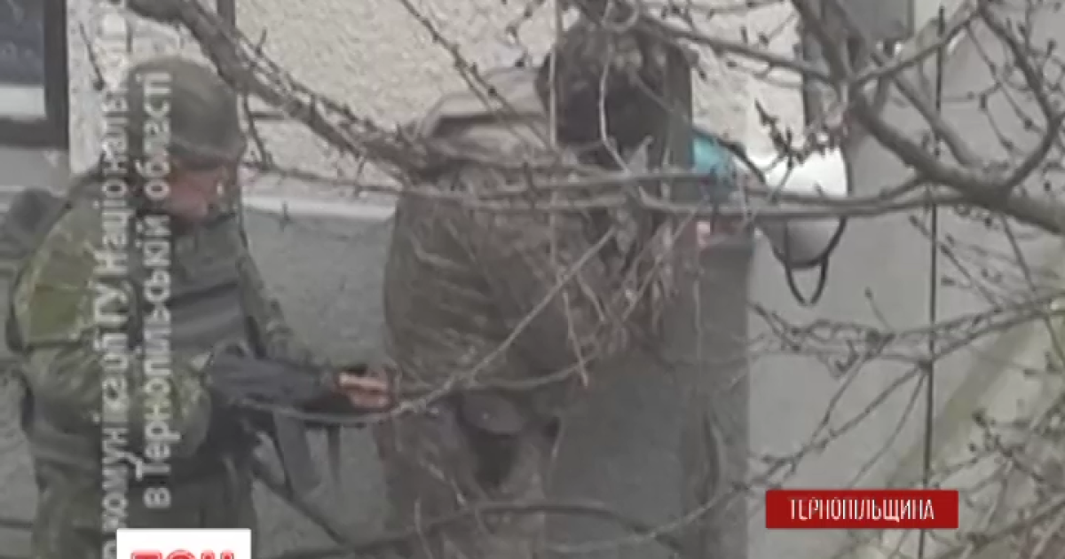 Для нейтрализации террориста вызвали спецназовцев