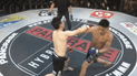 Потерял сознание еще до падения: на турнире MMA в Японии бойца отправили в жуткий нокаут (видео)