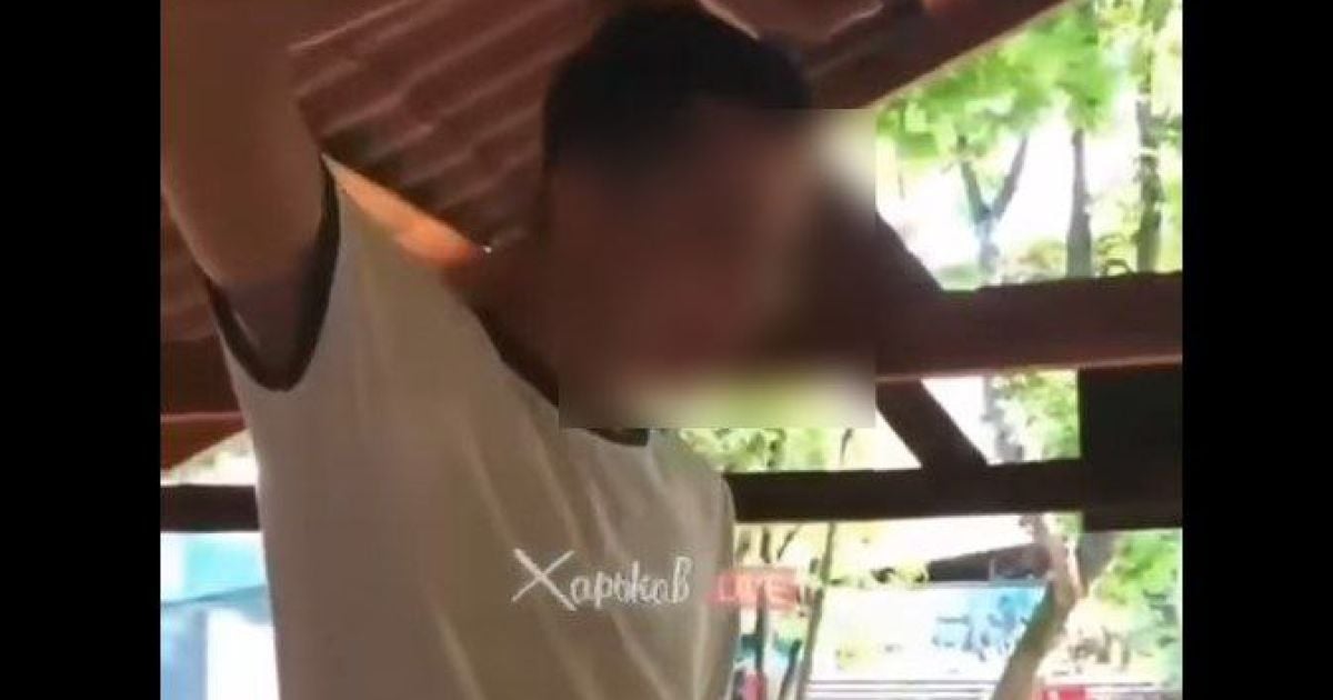Пьет водку и дарит пистолет: новое скандальное видео с 16-летним "мажором", совершившим в Харькове кровавое ДТП