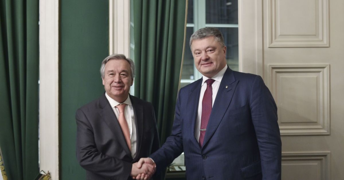 Порошенко обсудил с генсеком ООН миротворческую миссию на Донбассе