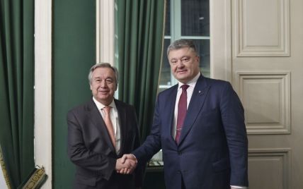Порошенко обсудил с генсеком ООН миротворческую миссию на Донбассе