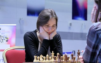 Украинка Музычук сыграла вничью в третьей партии матча за шахматную корону