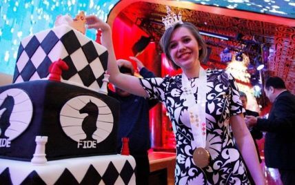 "Шахматная королева" украинка Музычук встретилась с соперницей перед защитой титула