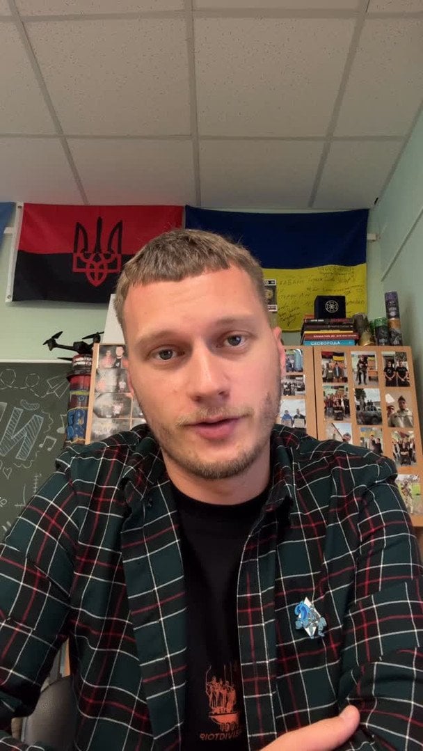 Зірковий учитель Руслан Ігорович уперше став батьком та замилував фото новонародженого сина