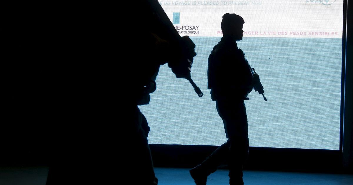 Французские силовики предотвратили 13 терактов