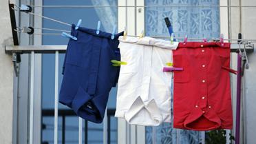 По всьому Парижу майорять прапори Франції. / © Reuters