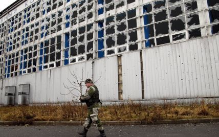 Ночь в зоне АТО: боевики продолжают обстрелы, а силовики отбили наступление на Луганщине