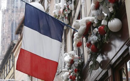 Обама и Олланд почтили память погибших во время парижского теракта в Bataclan
