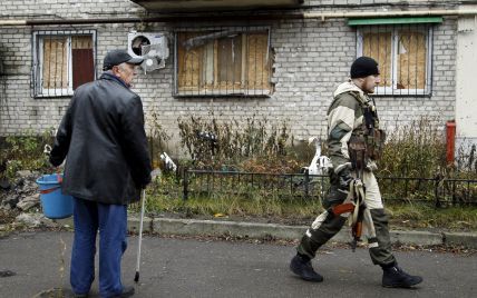 Боевики "ДНР" получили новую форму, которая незаметна для приборов ночного видения