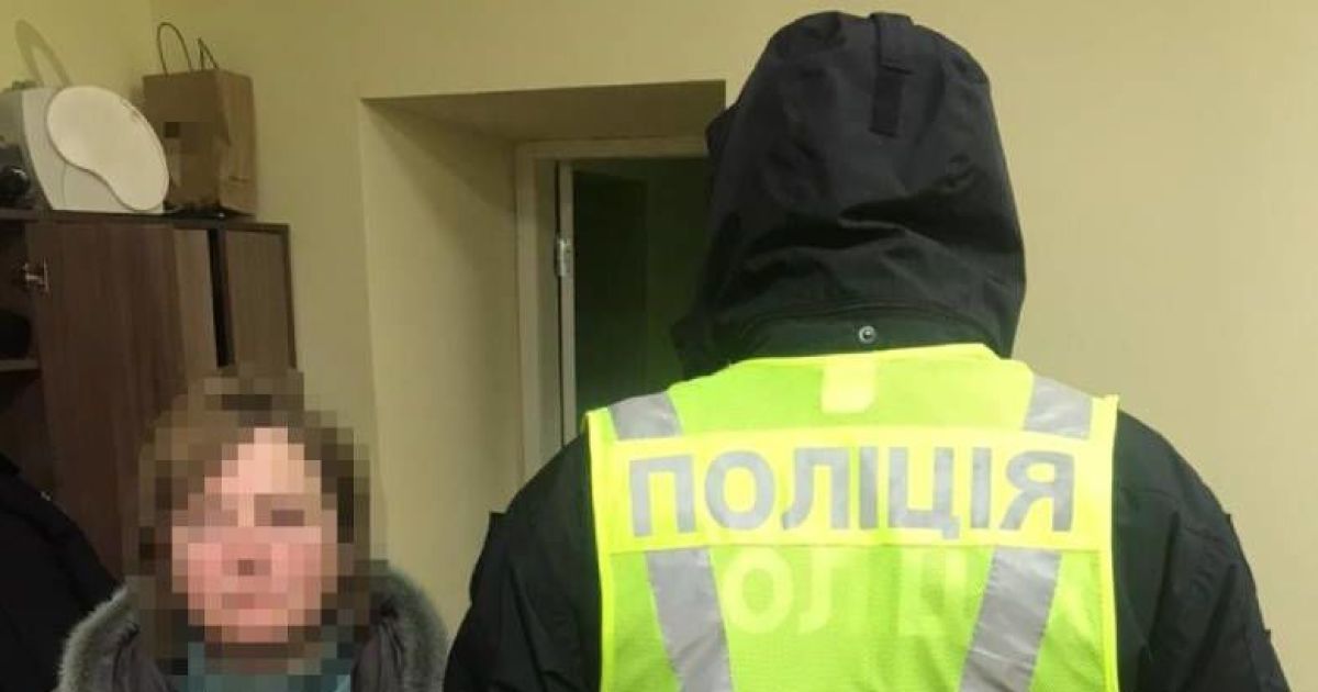 Шутка может стоить шести лет за решеткой: в Киеве подвыпившая женщина "заминировала" станцию метро "Политехнический институт"