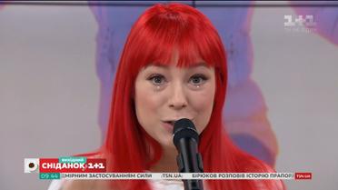 Світлана Тарабарова розказала історію кохання та заспівала в студії Сніданку