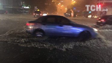 Злива у Києві 18.08.2018_1 / © ТСН.ua/Аліна Денисенко