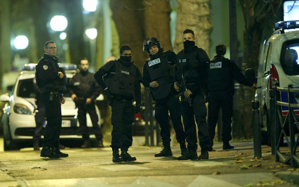 На окраине Парижа прошла спецоперация / © Reuters