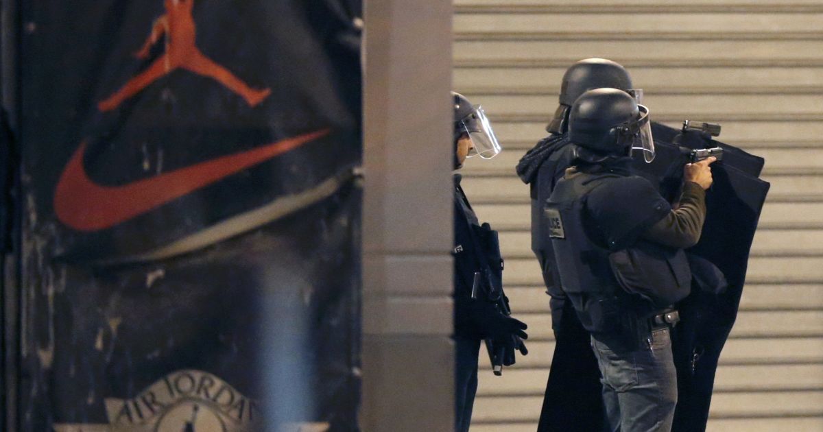 На околиці Парижа пройшла спецоперація / © Reuters