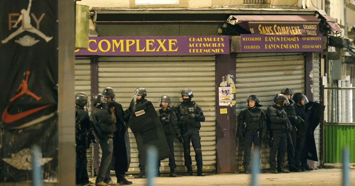 На околиці Парижа пройшла спецоперація / © Reuters