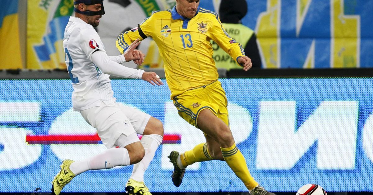 Украина обыграла Словению в первом матче сражения за Евро-2016. / © Reuters
