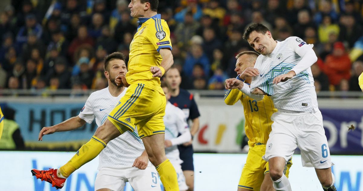 Украина обыграла Словению в первом матче сражения за Евро-2016. / © Reuters