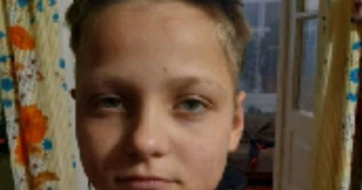 Вышла из дома в шесть утра: на Днепропетровщине без вести пропала 15-летняя девочка (приметы)