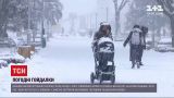 Вінницьку область засипало снігом, а в Кіровоградській хурделиці чергуються зі зливами