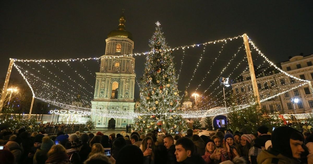 новорічна ялинка на Софійській площі в Києві_1 / © УНИАН