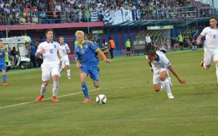 Збірна України провалила стартовий бій футбольного Євро-2015
