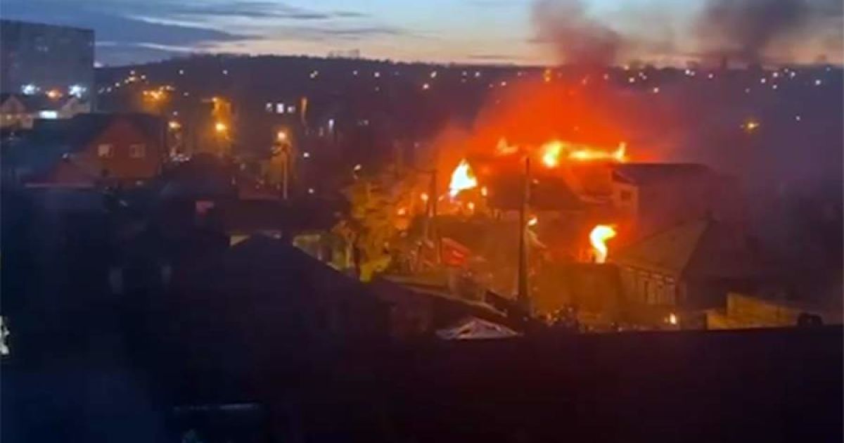 Разведка обнародовала причину падения российского военного самолета на жилой дом в Иркутске