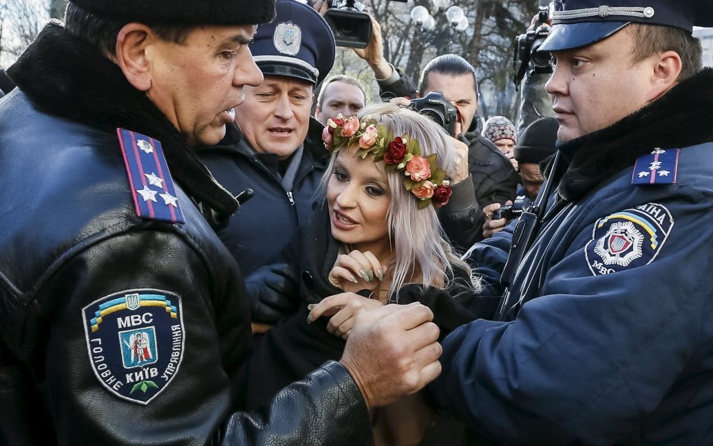 Двух активисток задержала полиция / © Reuters