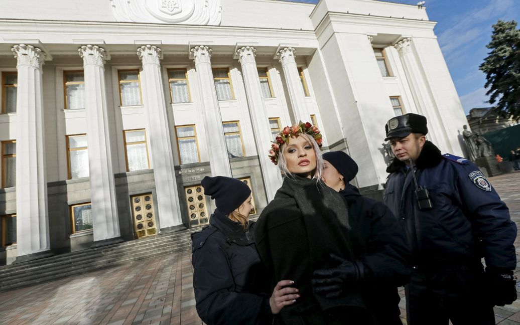 Двух активисток задержала полиция / © Reuters