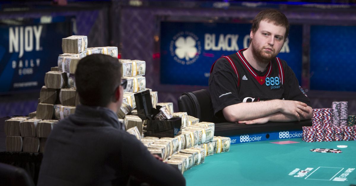 У Вегасі відбувся найпрестижніший покерний турнів / © Reuters