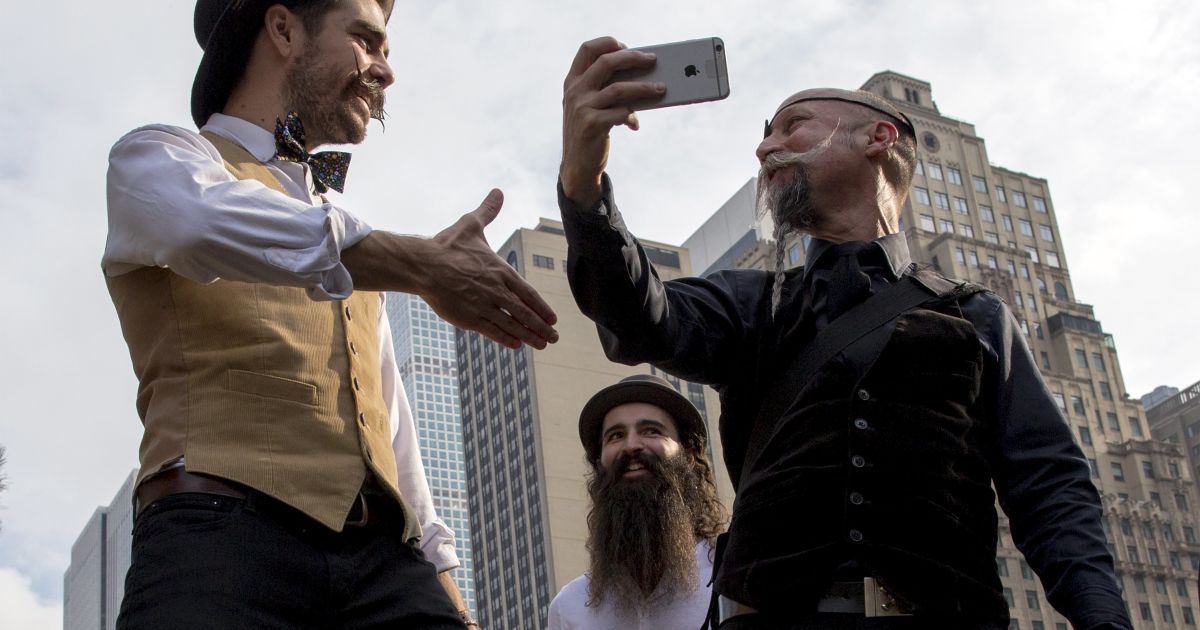 Сотні чоловіків змагалися за звання людини, яка має найкраще волосся на обличчі. / © Reuters