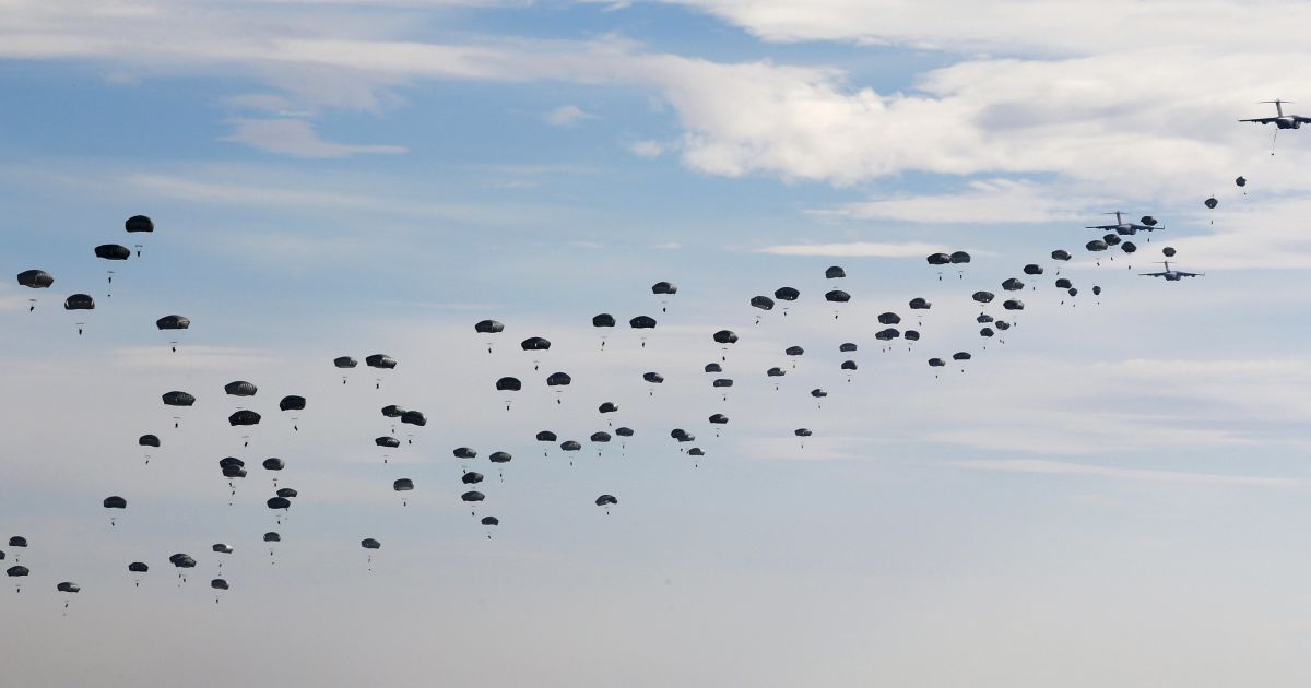 Учения Trident Juncture 2015 продлятся до 6 ноября. / © Reuters