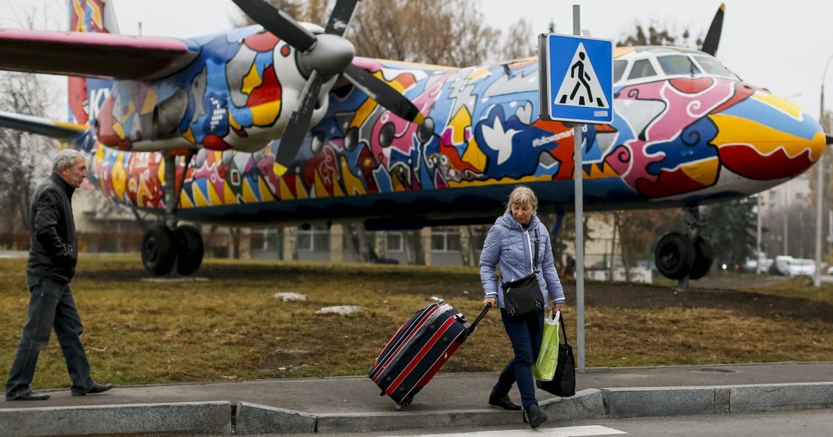 У Жулянах з&#039;явився мальовничий АН-24 для селфі / © Reuters